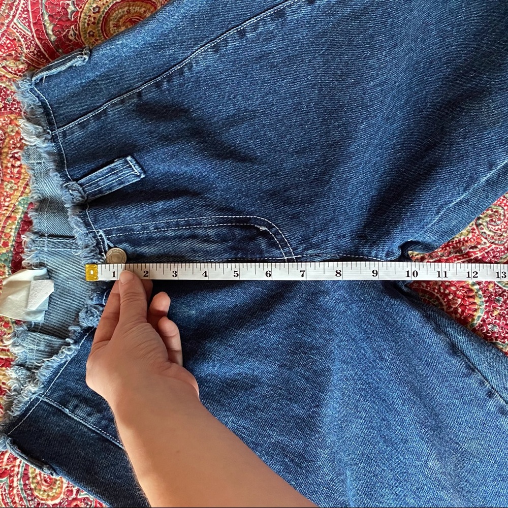 ❌❌SOLD DO NOT BUY Shredded Vintage Punk Jeans❌❌ - Picture 6 of 8